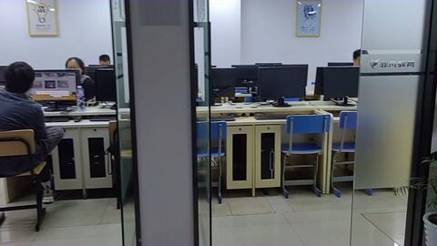 重慶軟件開(kāi)發(fā)技術(shù)培訓(xùn) 聚焦Python，開(kāi)啟高薪職業(yè)之路